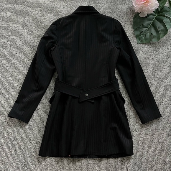 Julia 100% wool Zippered Coat - Picture 6 of 14